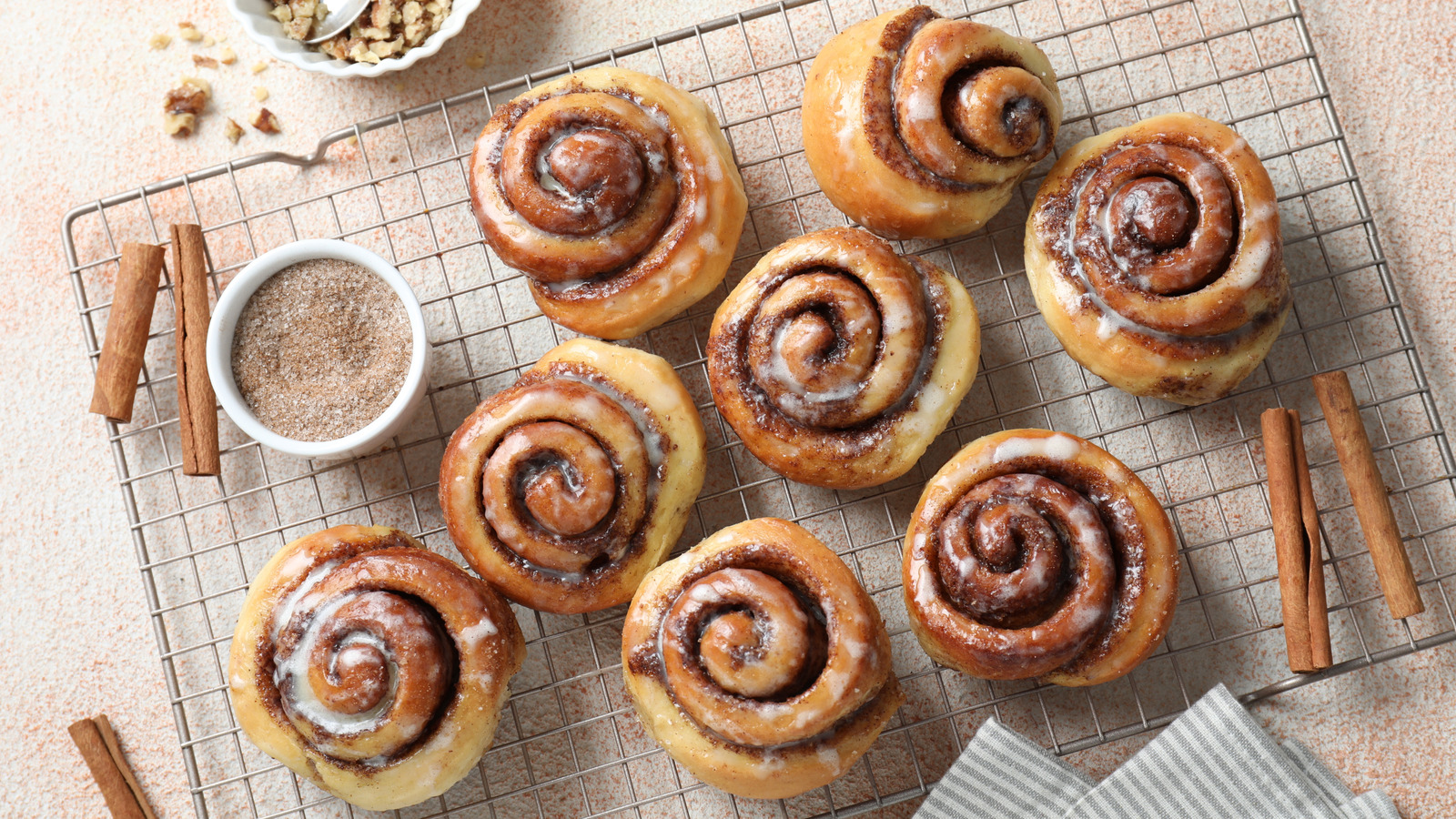 Give Pillsbury's Grands Hot Cocoa Flavored Rolls A S'mores Upgrade With A Few Extra Ingredients - Tasting Table