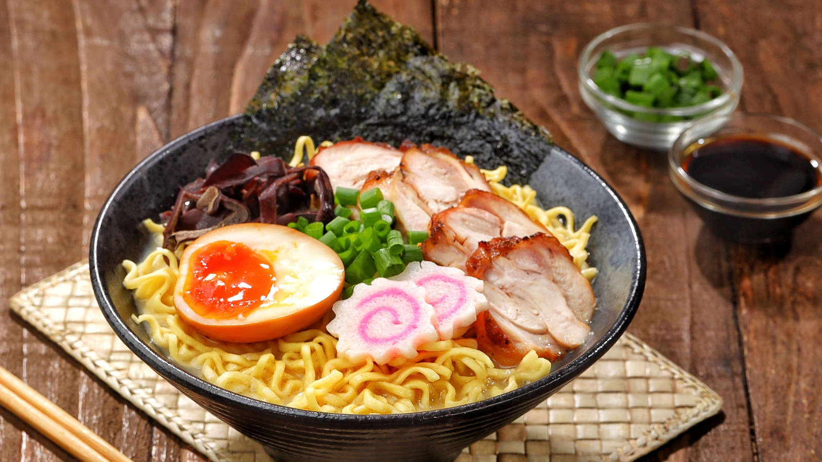 Give Ramen A Flavorful Kick With This Simple Seasoning Addition