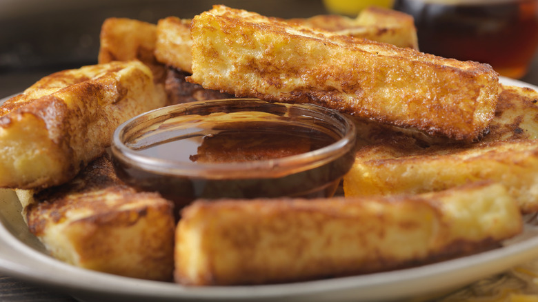 plate of French toast