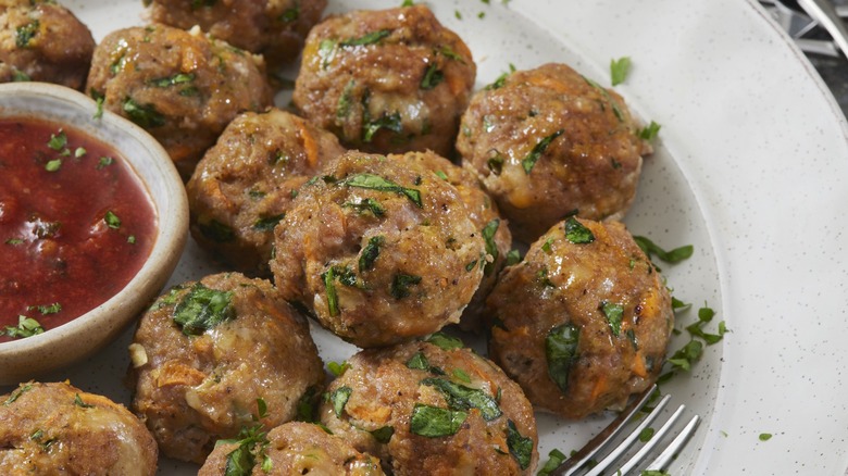 Turkey meatballs with kale and marinara