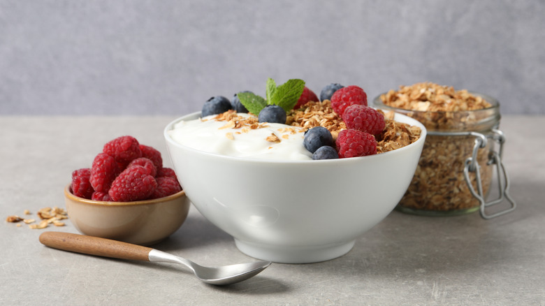 Breakfast yogurt with berries and walnuts