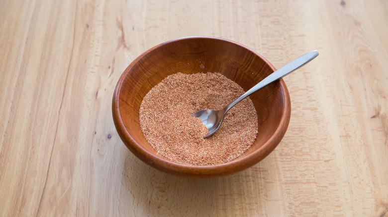 spice blend in wooden bowl