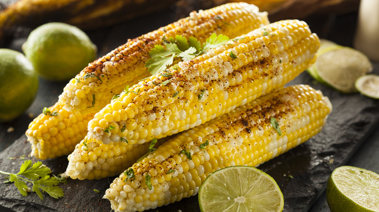 grilled corn with seasoning