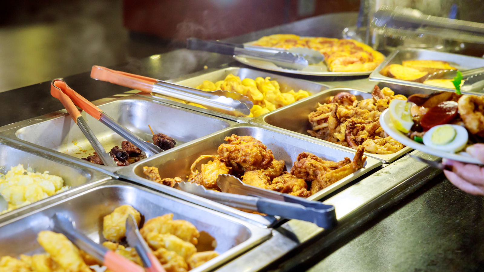 The Best Time To Go To Golden Corral For A Cheaper Meal