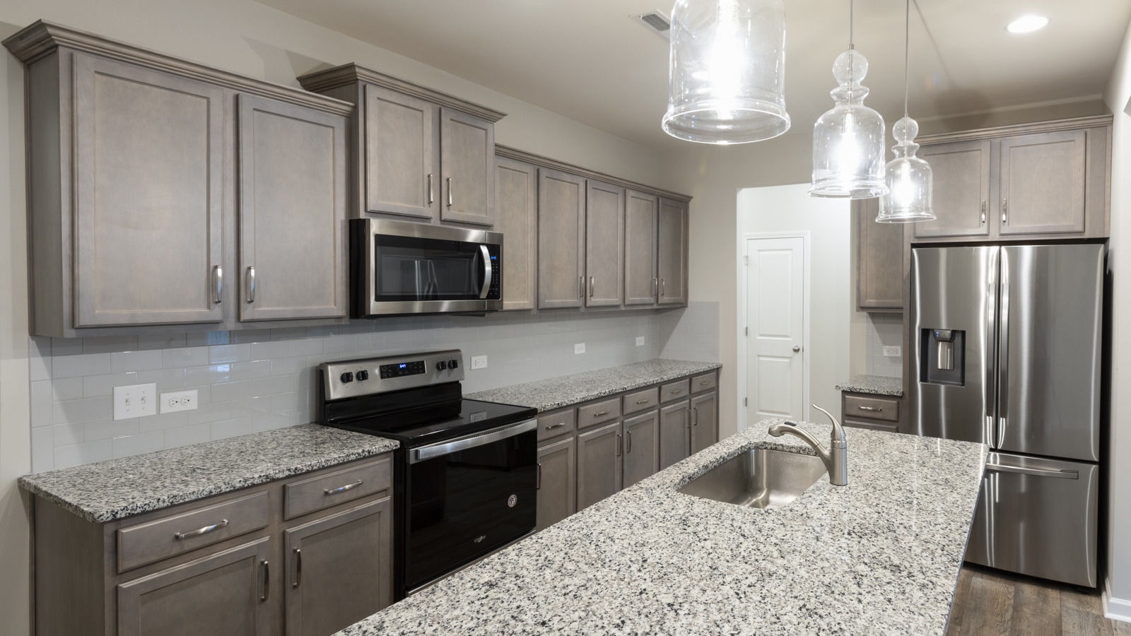 8 Granite Countertop Colors That Are Seriously Outdated In 2026
