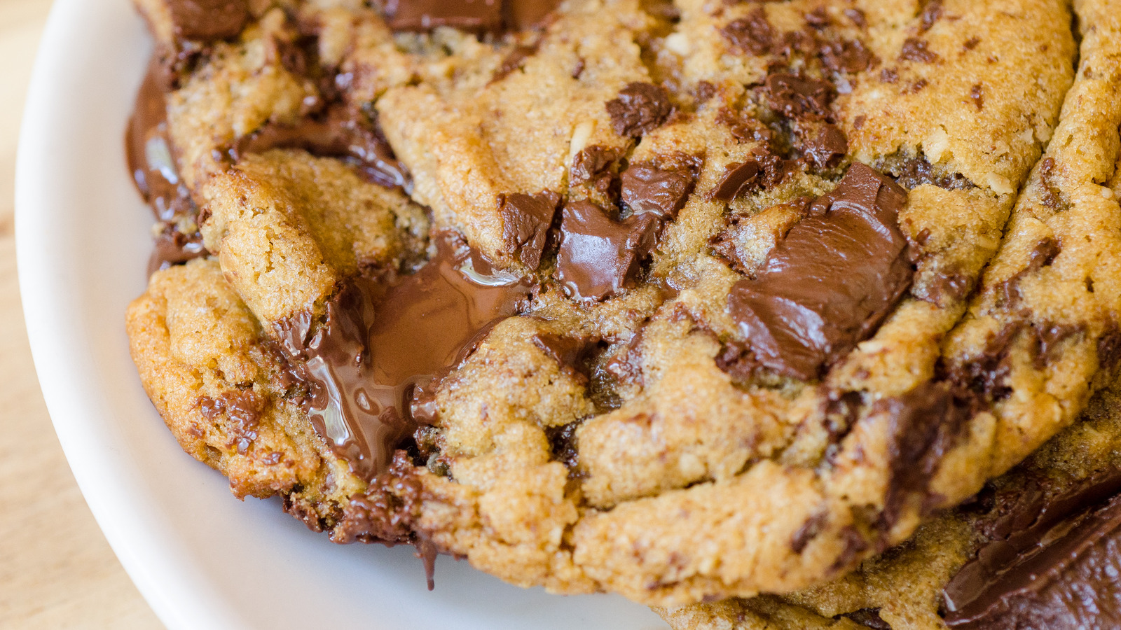 Granulated Sugar Vs Powdered Which Is Best For Baking Chewy Cookies?