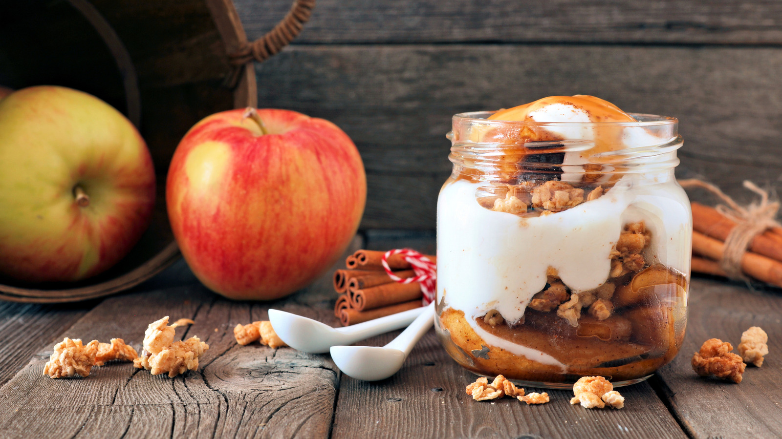 If You Have Greek Yogurt And Apples, Make An Irresistible Fall Dessert In A Flash