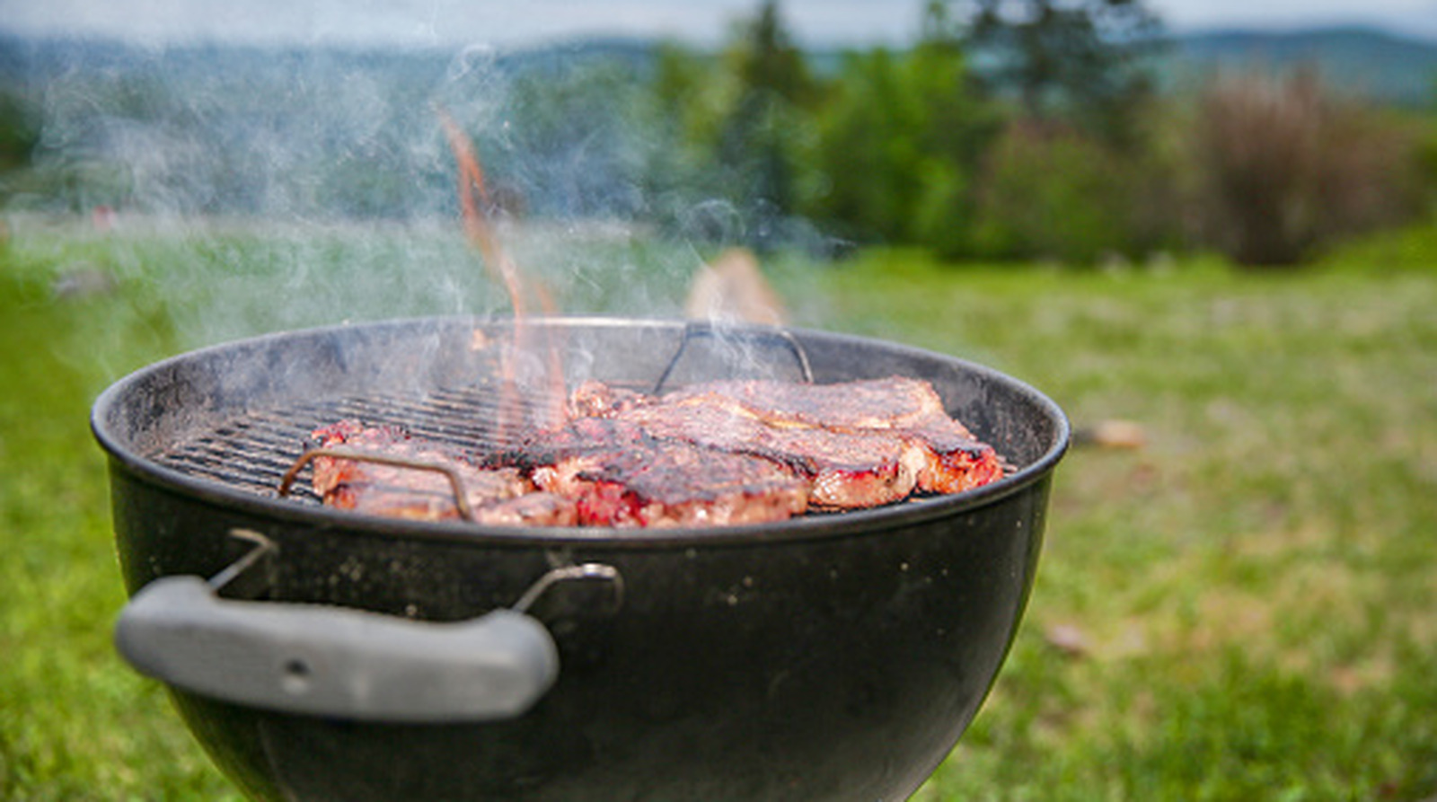 'Grill Of My Dreams' — The Highest-Rated Portable Camping Grill On Amazon Has Over 1,850 5-Star Ratings