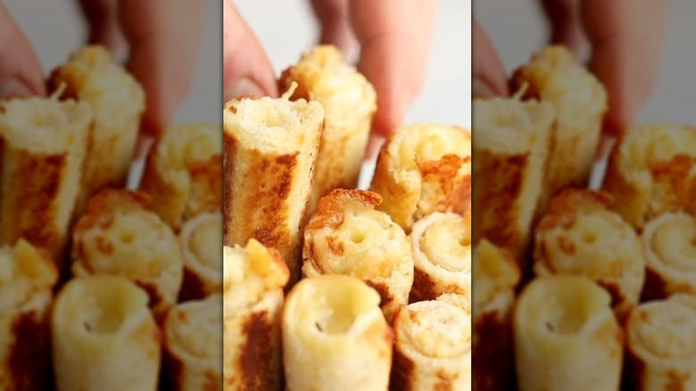 Grilled cheese roll-ups