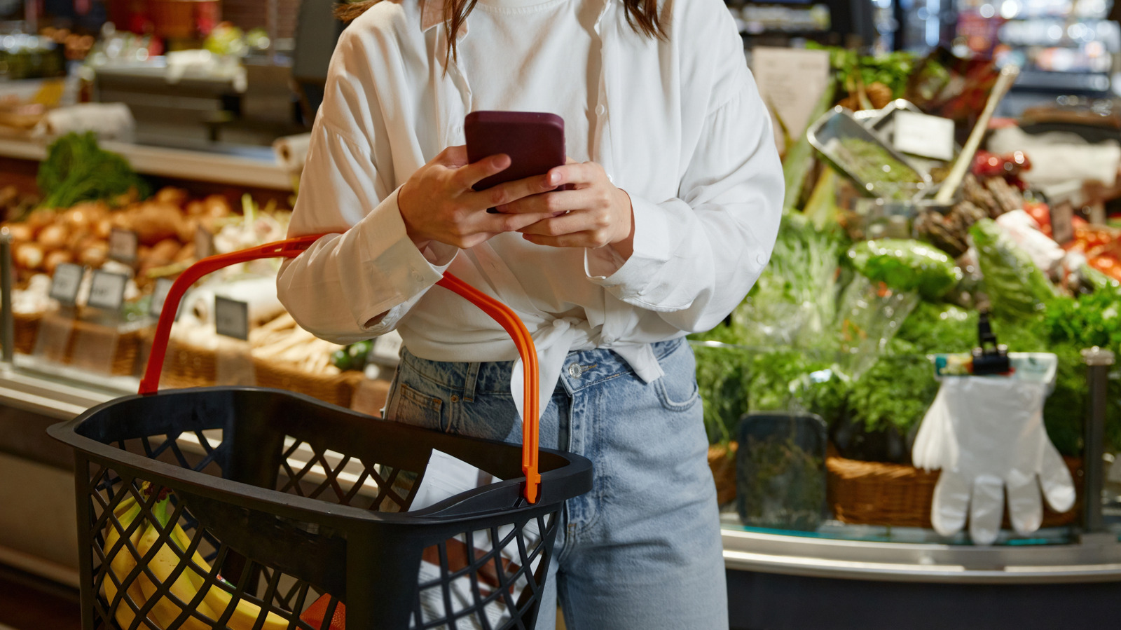 Grocery Workers Shudder At This Nasty Customer Sampling Habit