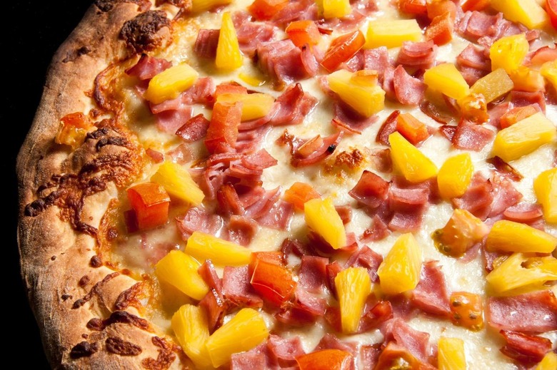 Pineapple On Pizza Game