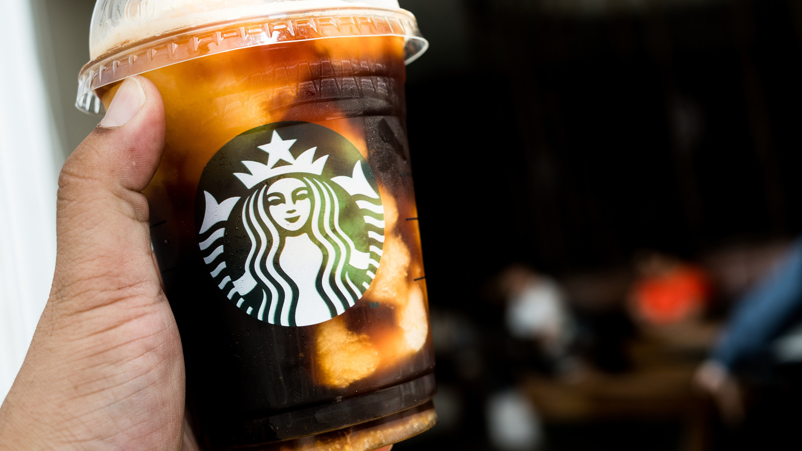 Who Makes The Healthier Vanilla Cold Brew, Dunkin' Or Starbucks?