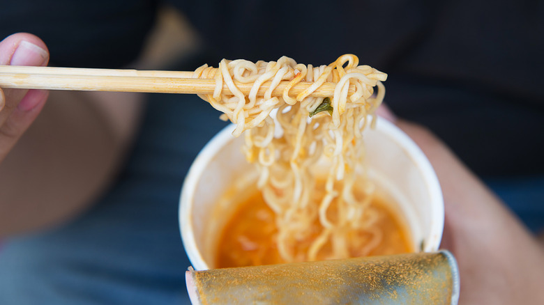Here's How Long Instant Ramen Is Actually Good For