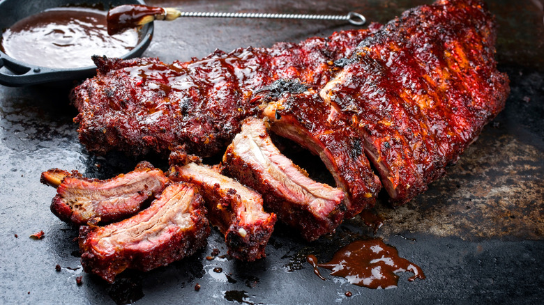 sliced barbecue pork ribs with sauce