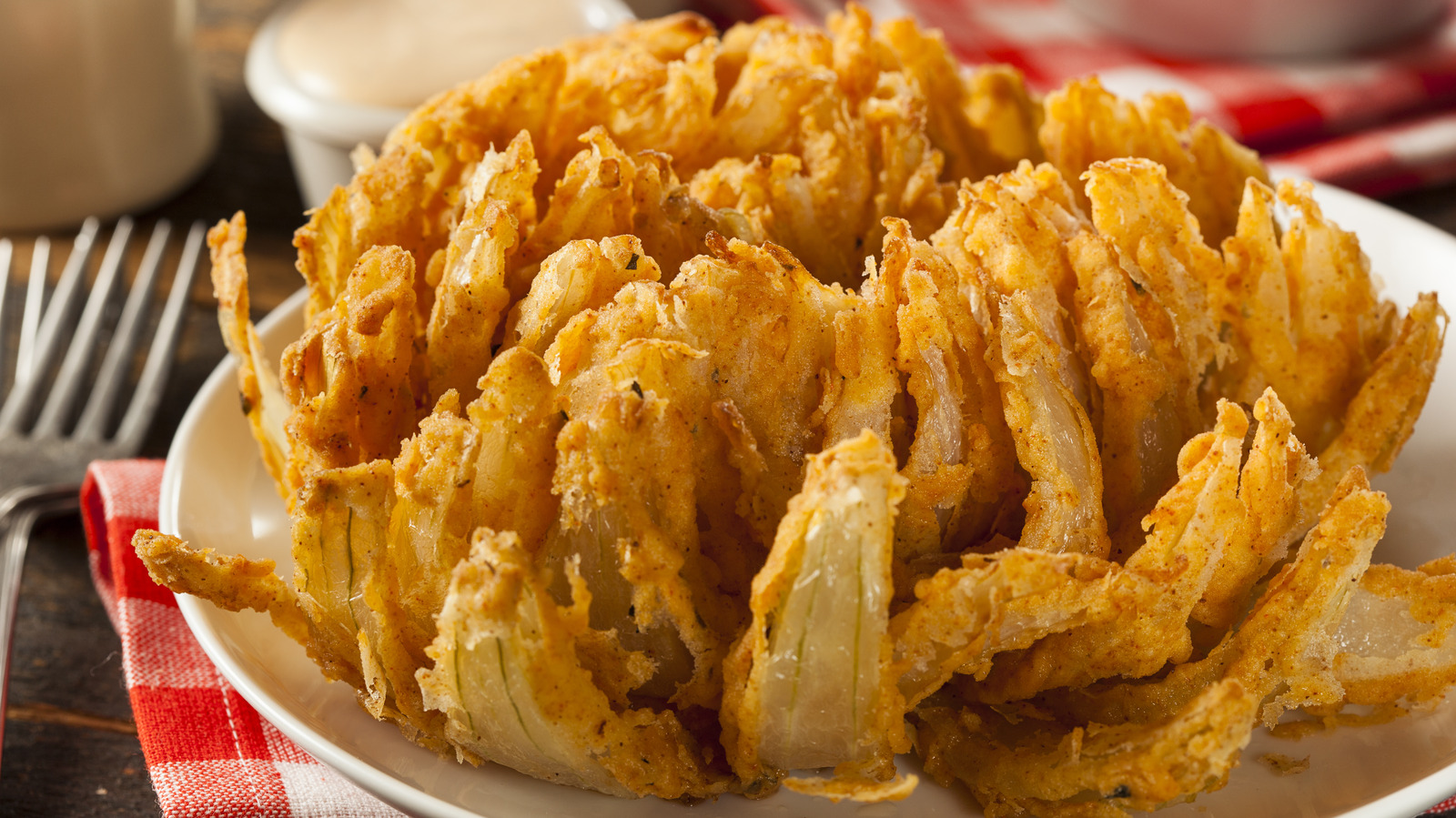 How To Reheat An Outback Steakhouse Bloomin' Onion In Your Air Fryer