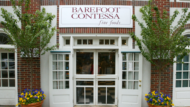 Barefoot Contessa shop front in East Hampton