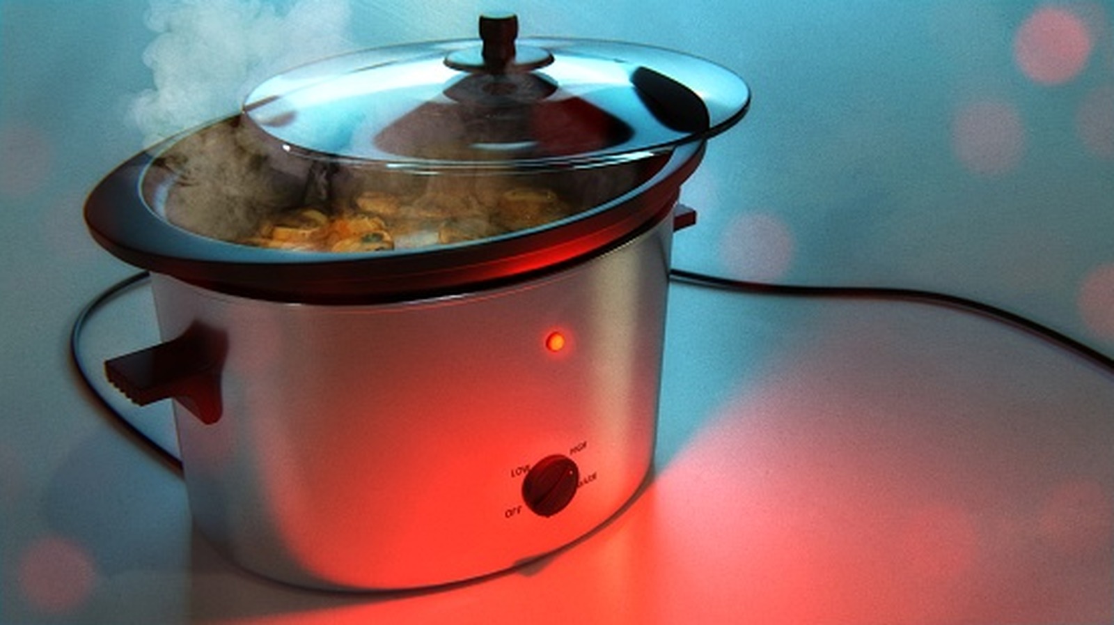 Here's What Those Wavy Lines On Your Crock-Pot Really Mean