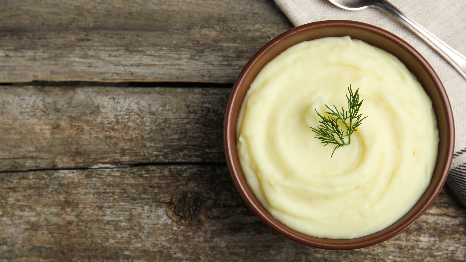 Here's Why You Should Be Whisking Mashed Potatoes