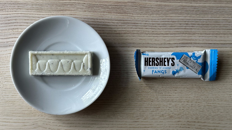 Cookies 'n' Creme Fangs on wooden table