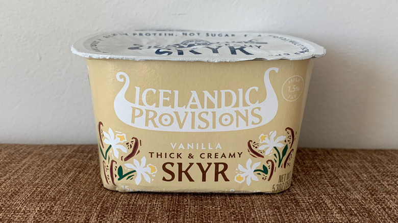 Icelandic Provisions Vanilla Thick & Creamy Skyr