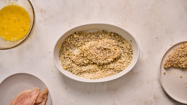 dredging chicken in panko