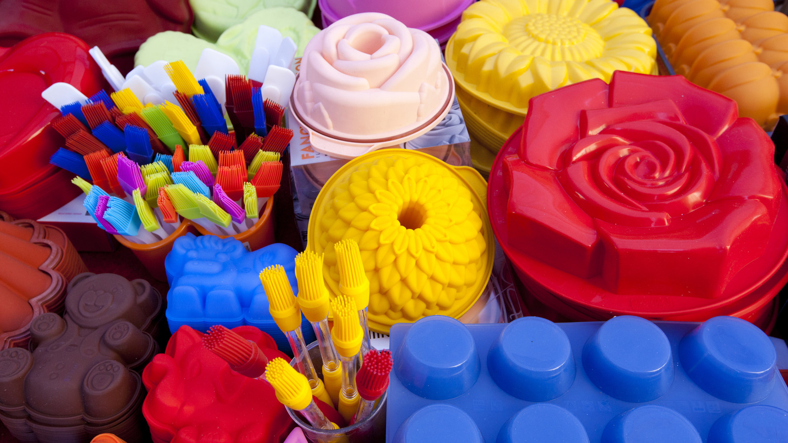 Hold Up! Don't Toss Moldy Silicone Kitchenware - Here's How To Save It - Tasting Table