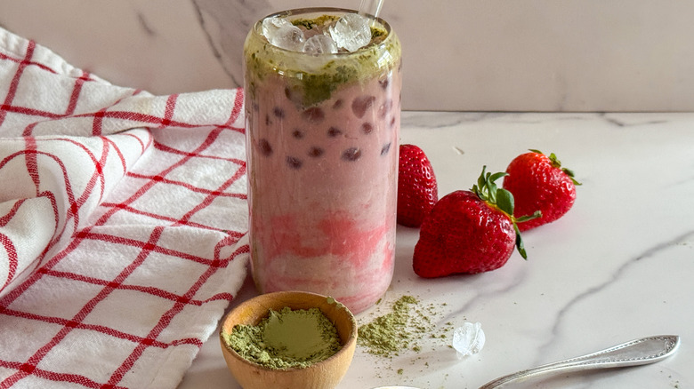 iced strawberry matcha latte