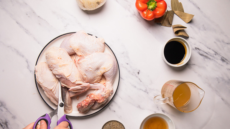 Cutting chicken