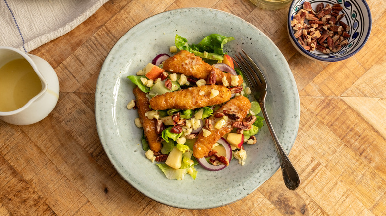 honey mustard chicken tender salad