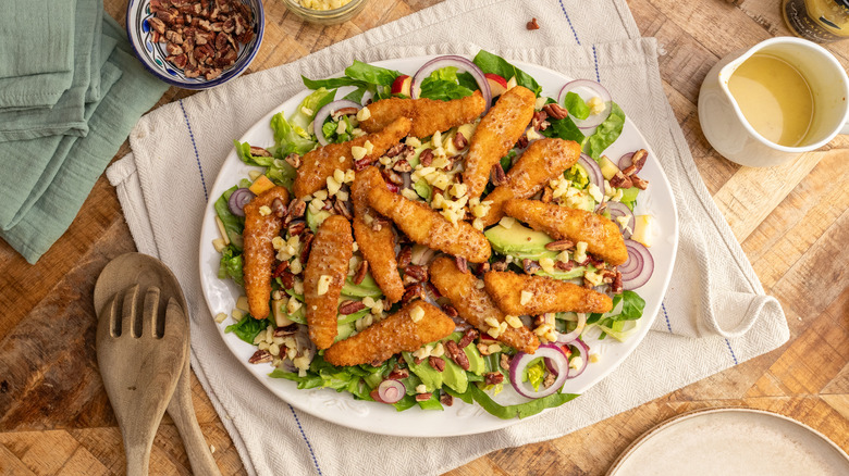honey mustard chicken tender salad