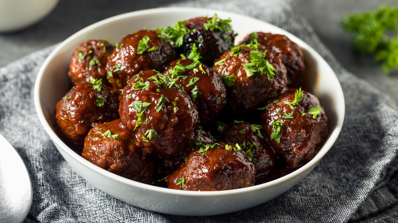 slow cooker meatballs with honey barbecue glaze