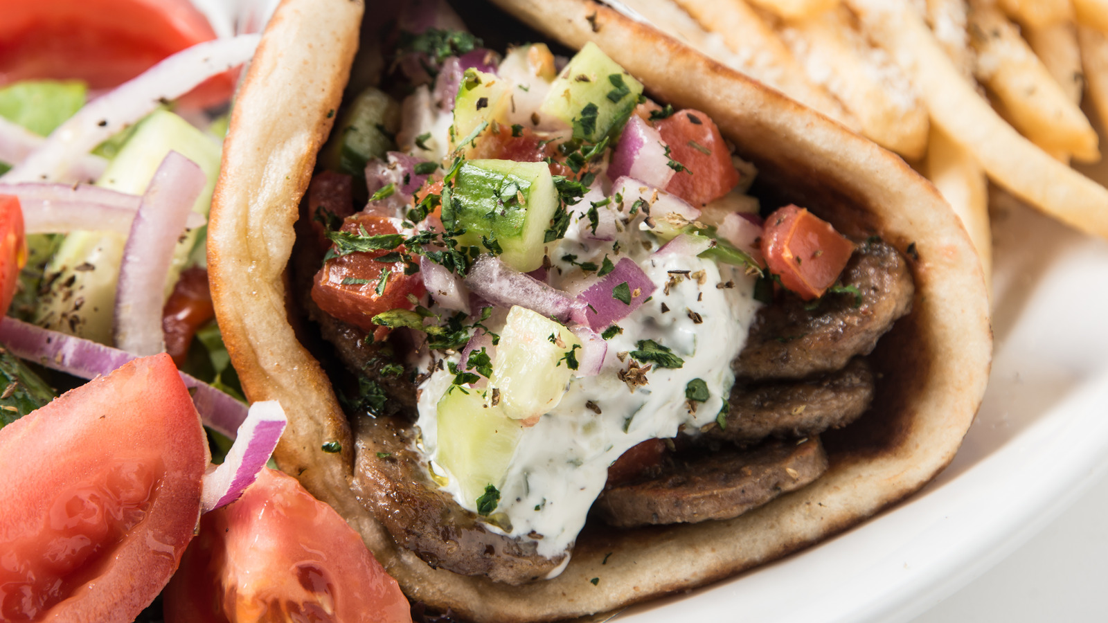 How 4 Popular Cuts Of Meat Are Used In Gyros