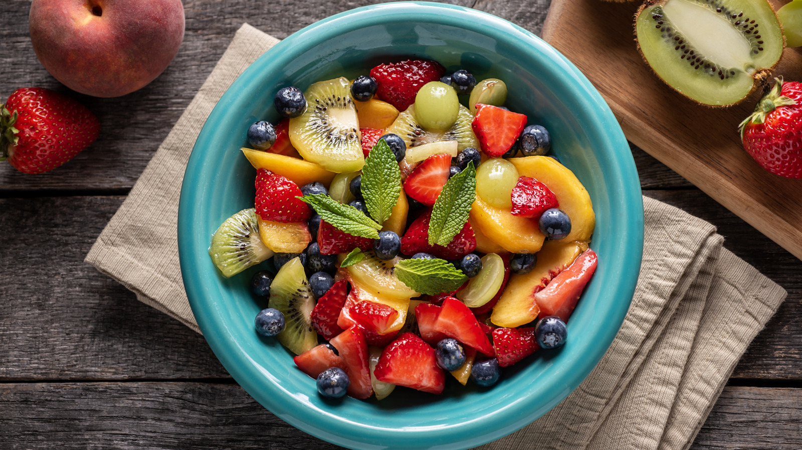 How A Metal Straw Can Totally Transform Your Next Fruit Salad's Appearance
