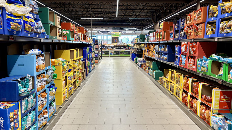 the aisle of snacks at Aldi