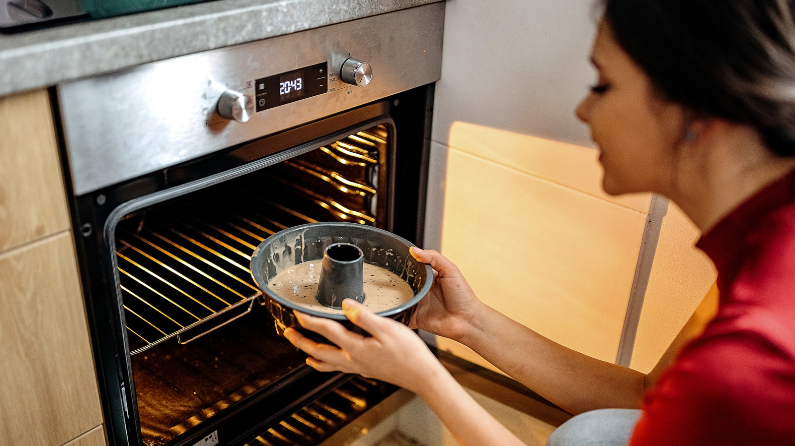 How Cake Type Impacts Your Choice In Baking Temperature - Tasting Table