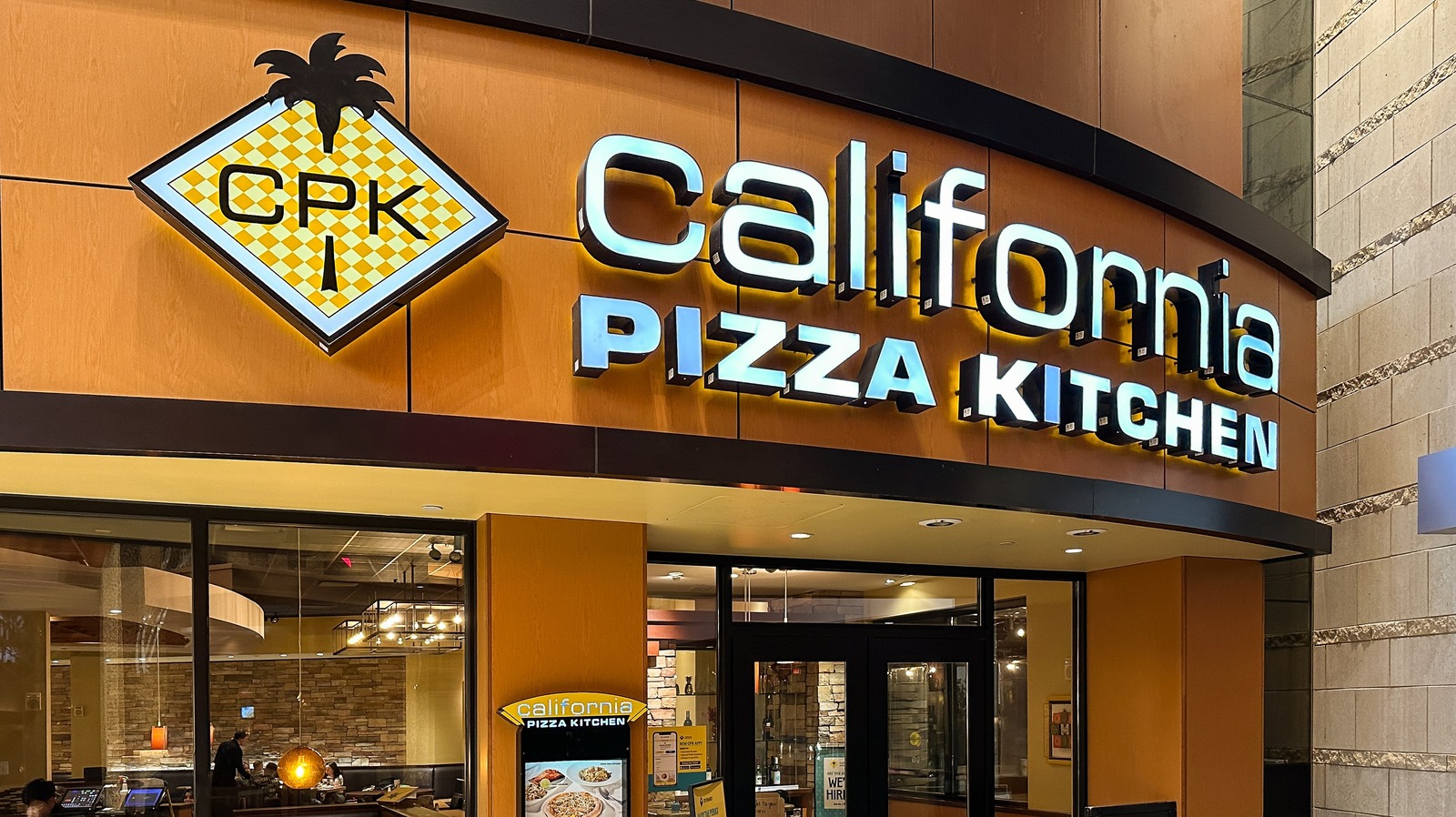 How California Pizza Kitchen Survived Bankruptcy And Came Out On The Other Side - Tasting Table