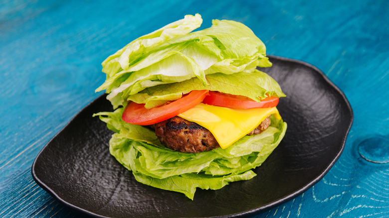 lettuce-wrapped burger