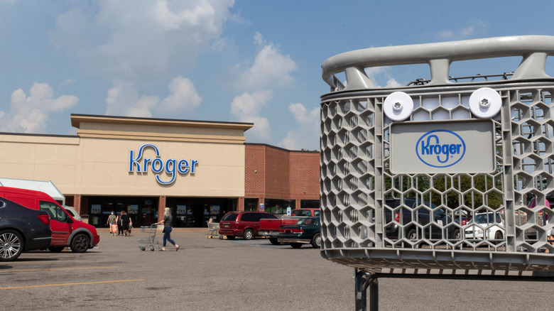Kroger shopping cart and store