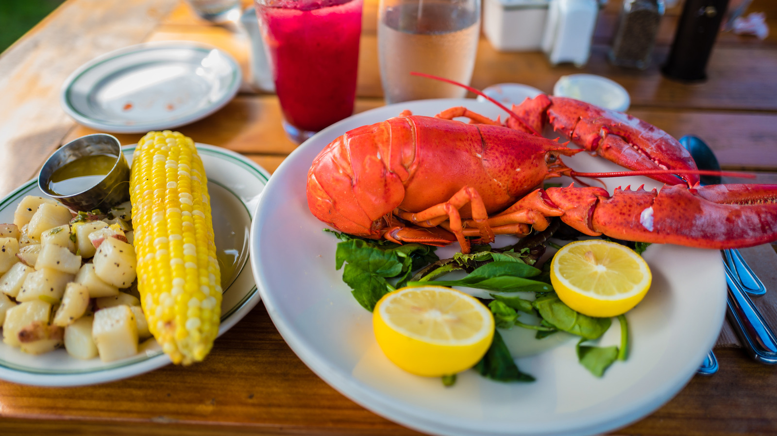 How Much An Average Lobster Dinner Would Cost You In The 1970s
