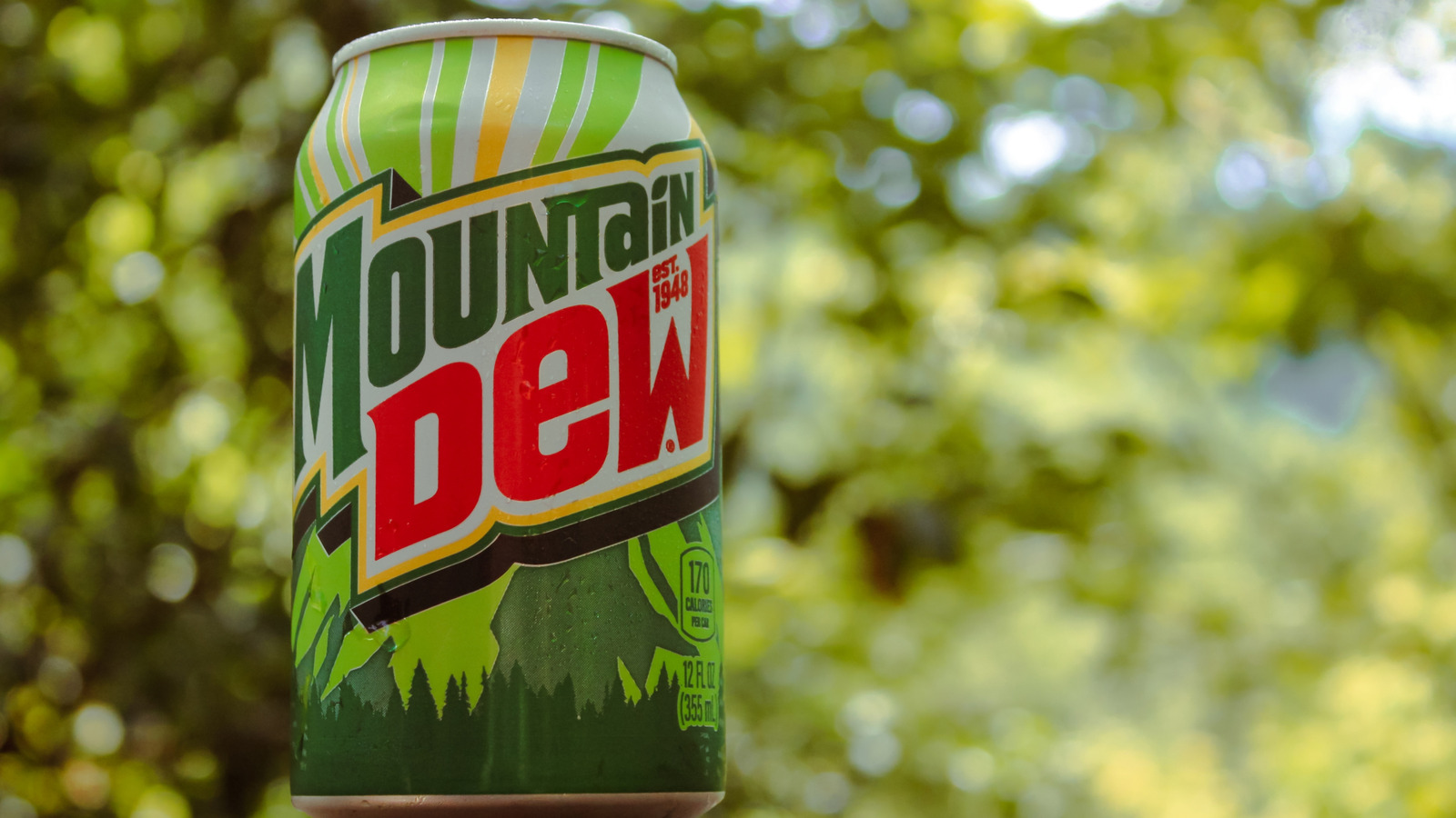 The Popular Soda That Has Only Slightly Less Caffeine Than Mountain Dew - Tasting Table