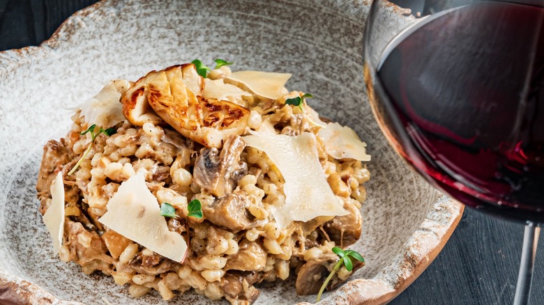 Mushrooms risotto and red wine