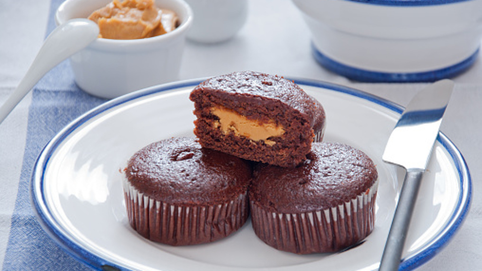 How This Decades-Old Vintage Cake Became A Philadelphia Snack Food Icon - Tasting Table