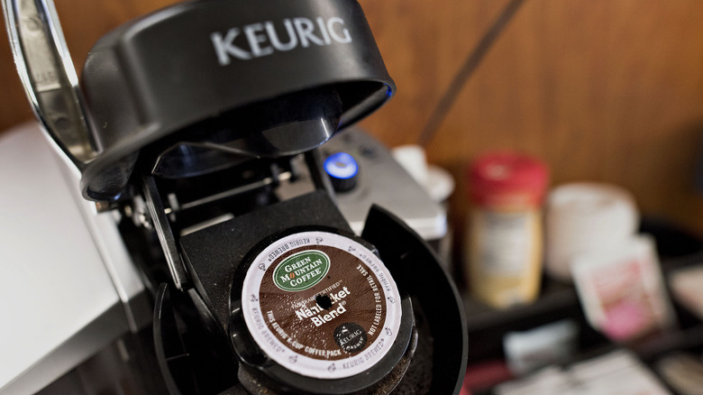 Keurig coffee pod machine