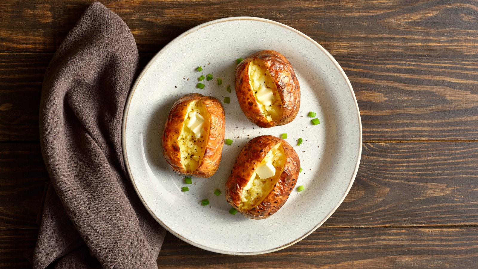 How To Cook Tender Baked Potatoes In Your Air Fryer