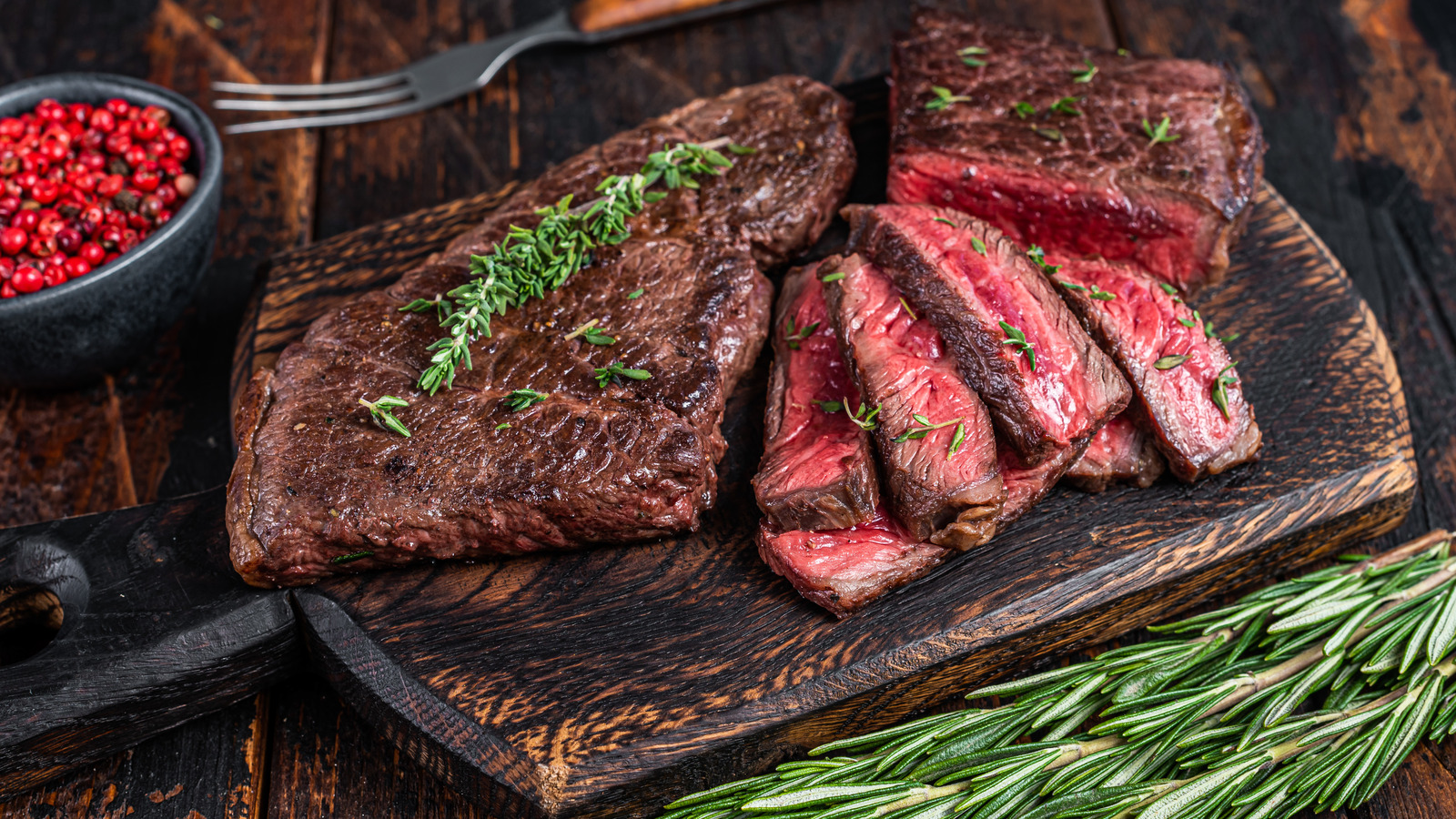 How To Ensure Your Skirt Steak Doesn't Turn Out Chewy
