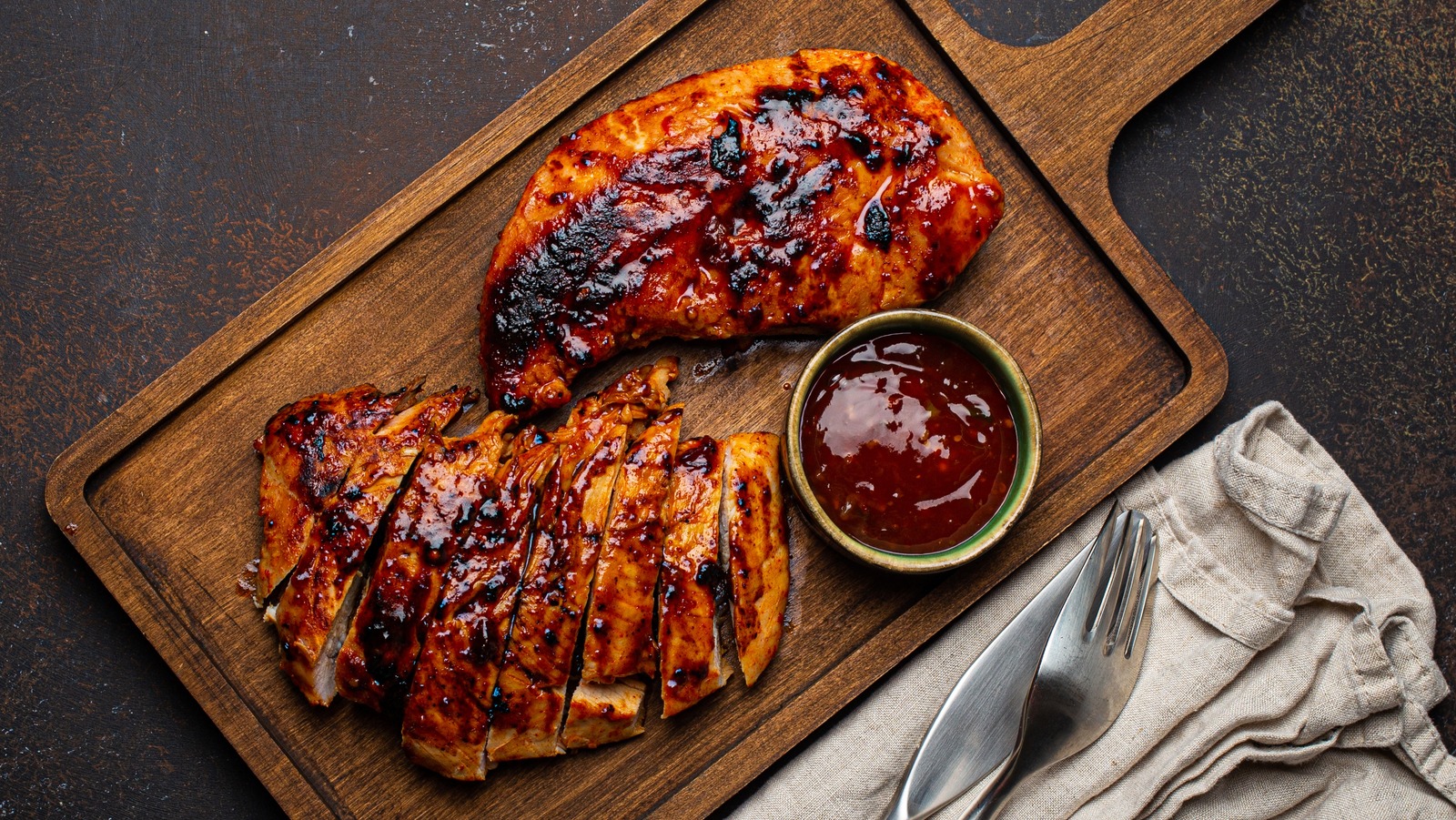How To Get A Crisp Finish On Baked BBQ Chicken Without Burning It Under