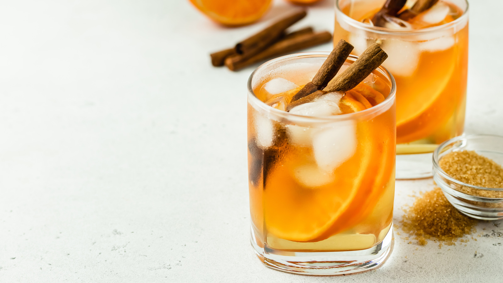 How To Incorporate Spices Into Iced Tea Without A Grainy Texture