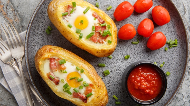 Breakfast loaded potatoes with salsa