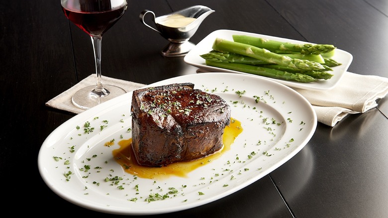 Bone-in filet with asparagus
