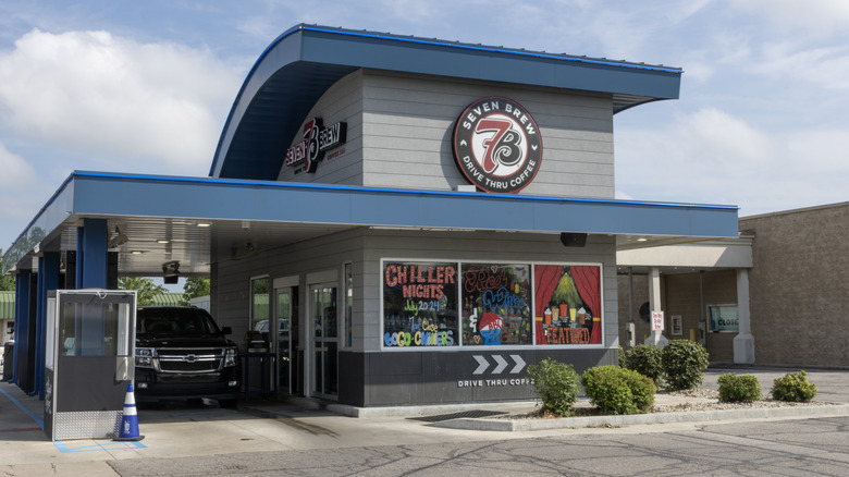 7 Brew location with car in drive thru